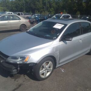 REPUESTOS PARA VOLKSWAGEN JETTA 2012 2.0 TDI PLATEADO