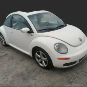 VW NEW BEETLE 2008 BLANCO 2.5 TIPTRONIC