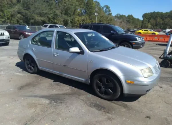 VW JETTA 2004 PLATEADO 1.9 TDI TIPTRONIC