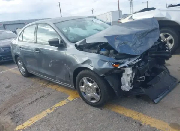 VW JETTA 2013 GRIS 2.0 TIPTRONIC