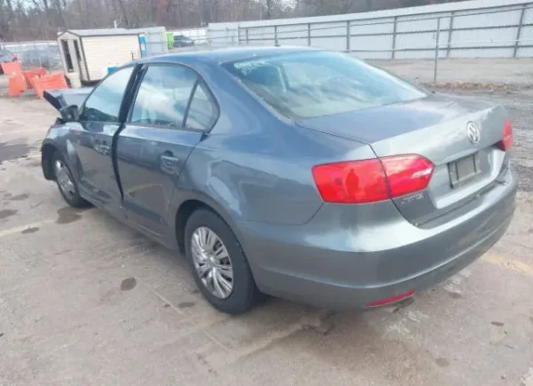 VW JETTA 2013 GRIS 2.0 TIPTRONIC