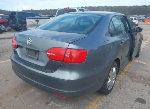 VW JETTA 2013 GRIS 2.0 TIPTRONIC