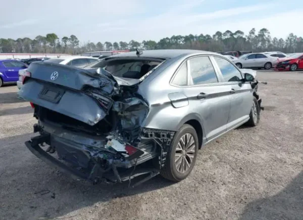 VW JETTA 2021 GRIS 1.4 TURBO TSI TIPTRONIC