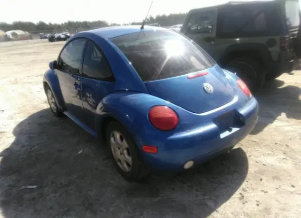 VW NEW BEETLE 2003 AZUL 2.0 AUTOMATICA