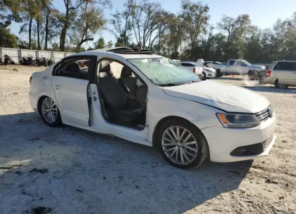 VW JETTA 2013 BLANCO 2.5 TIPTRONIC