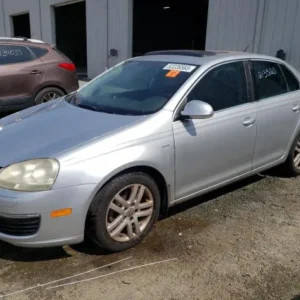 VW JETTA 2007 WOLFSBURG EDITION PLATEADO 2.5 TIPTRONIC